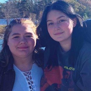 Meet your Posher, Melanie